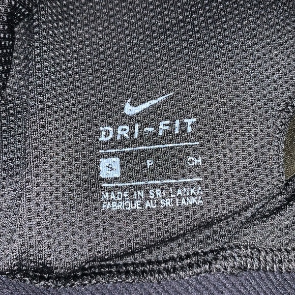 Nike Indy Feature Femme Ruffle Sports Bra - Picture 10 of 10